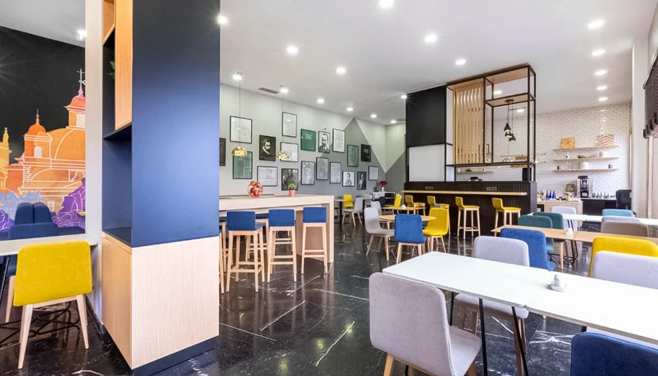 هتل هالیدی این تفلیس